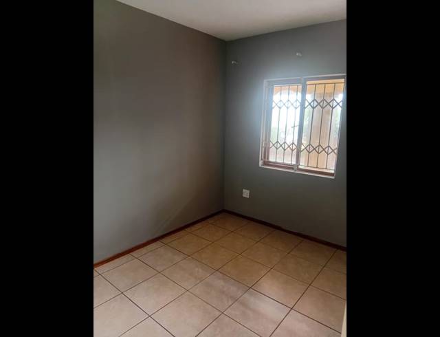 2 BEDROOM PROPERTY TO RENT IN HESTEAPARK